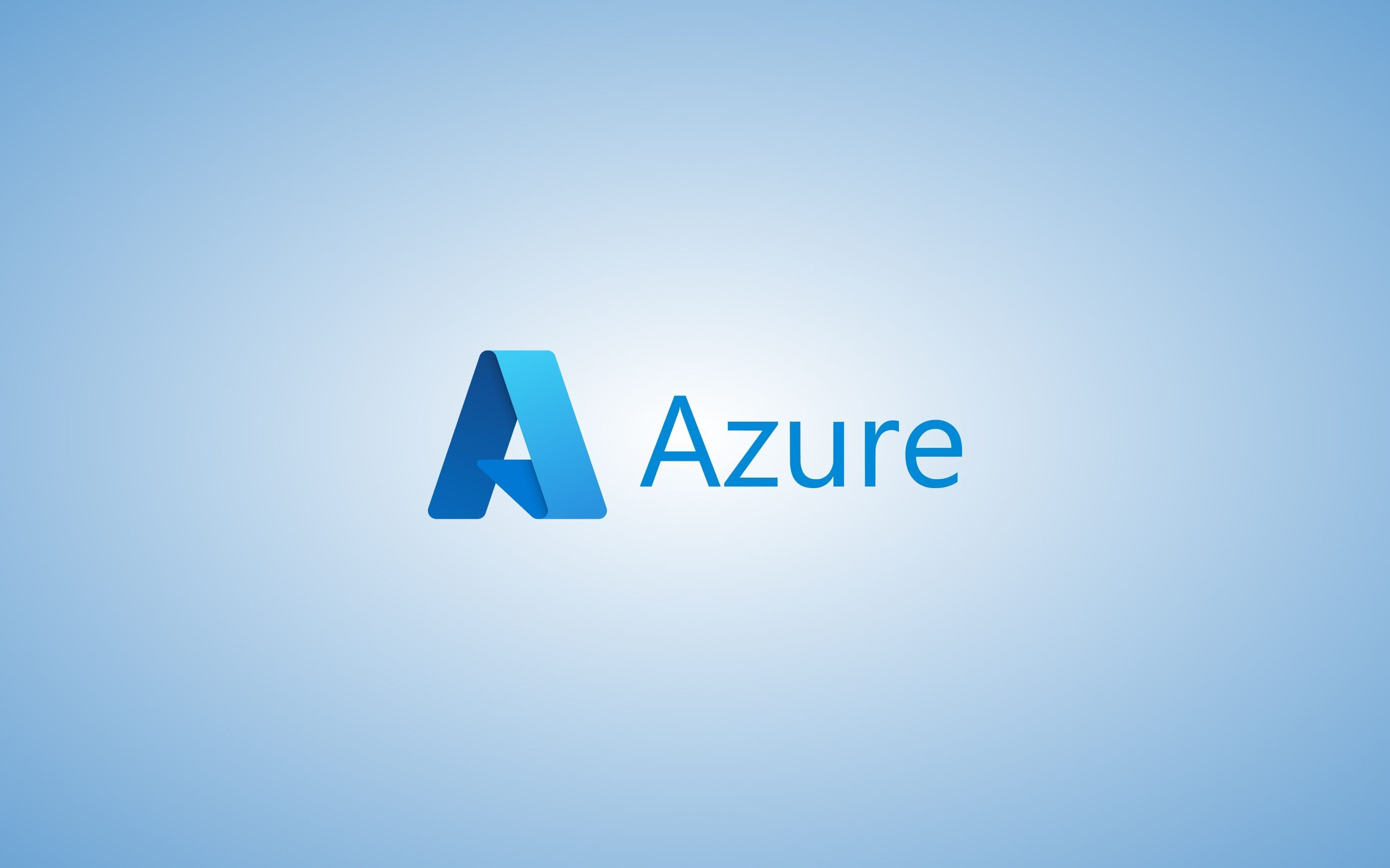 Microsoft Azure Logo auf blauem Hintergrund. Das Logo besteht aus einem stilisierten blauen Buchstaben ‚A‘ in verschiedenen Blautönen, gefolgt vom Wort ‚Azure‘ in blauer Schrift.